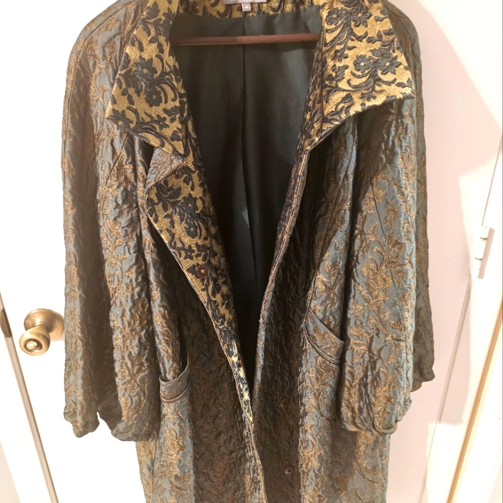 Elegant Gold and Black Brocade Women's Coat